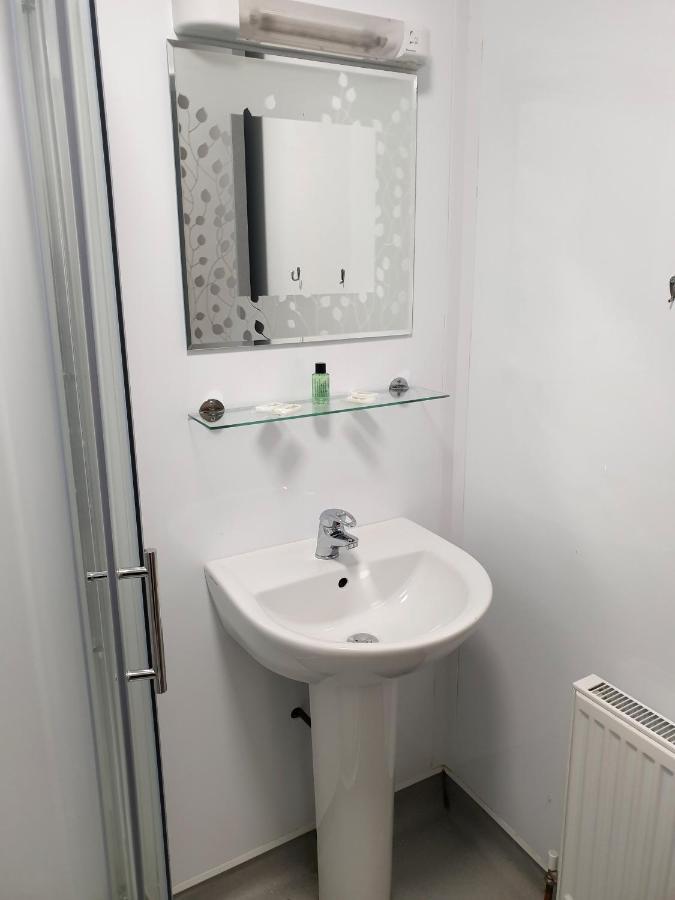 The Metropole Hotel Килкени Екстериор снимка